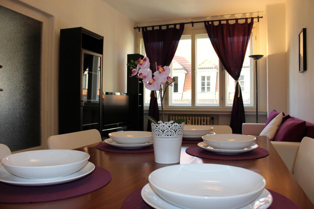 Go Native Prague Apartment Exterior foto